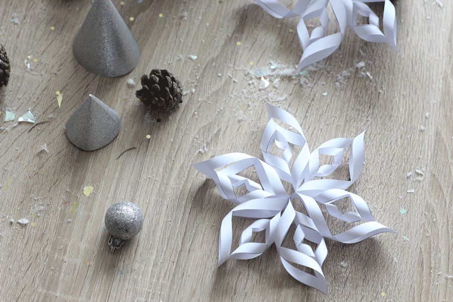 Flocons en papier DIY