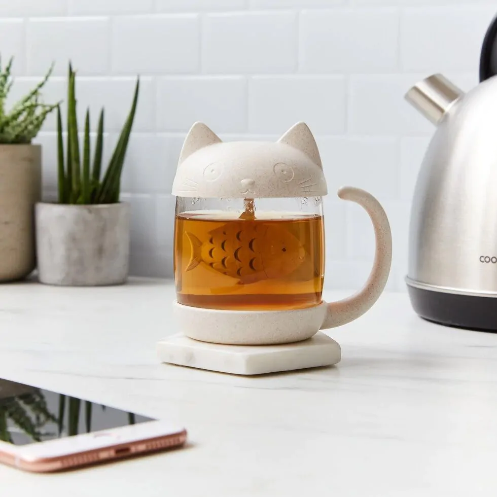 Idée cadeaux pâques pour filles tasse à thé en forme de chat avec infuseur intégré en forme de poisson