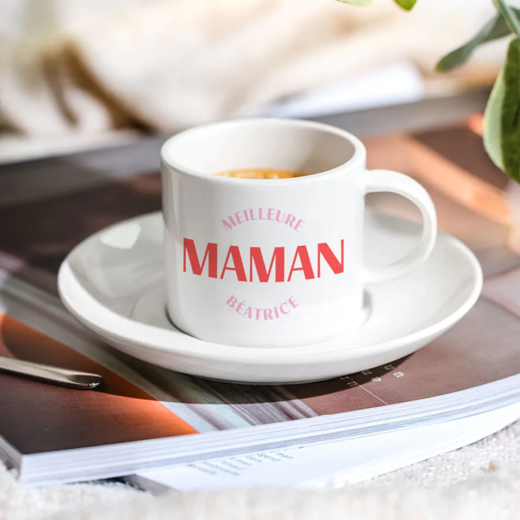 Tasse à café personnalisée avec trois lignes et Meilleure Maman Béatrice inscrit