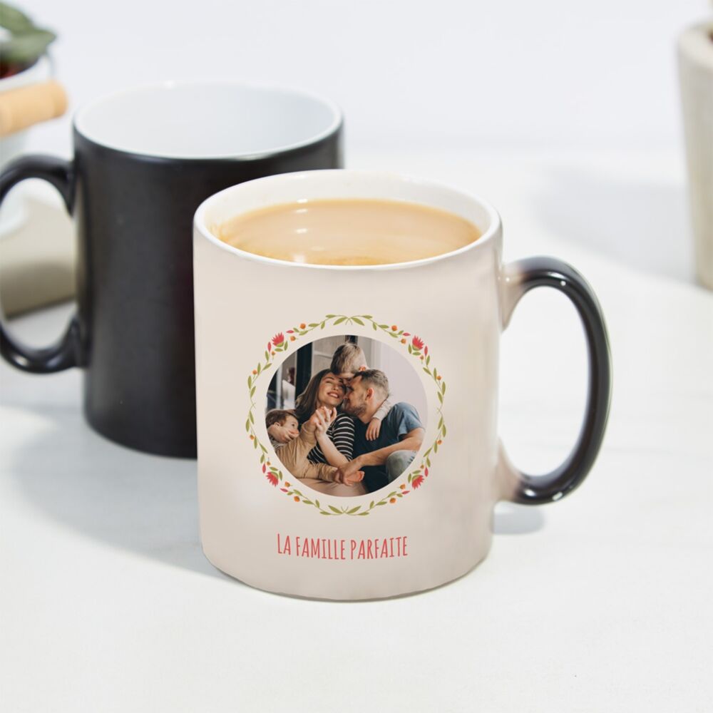 Mug personnalisé couronne de fleurs avec photo et texte