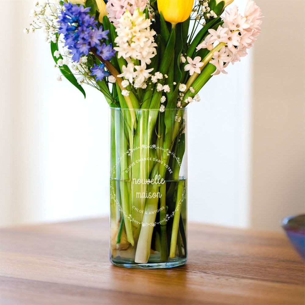Vase personnalisé avec texte et couronne