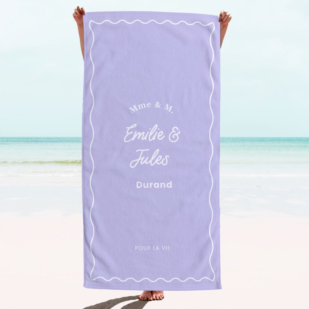 Serviette personnalisée avec fond coloré et texte