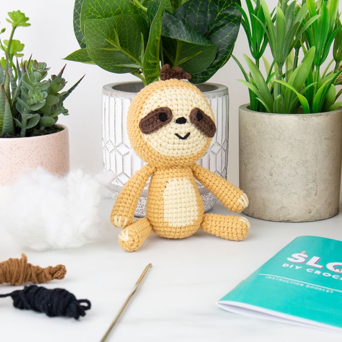 Kit crochet DIY - Paresseux main product photo