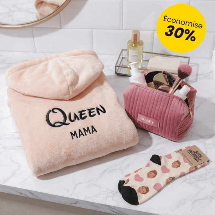 Coffret cadeau trousse de toilette, peignoir et chaussettes