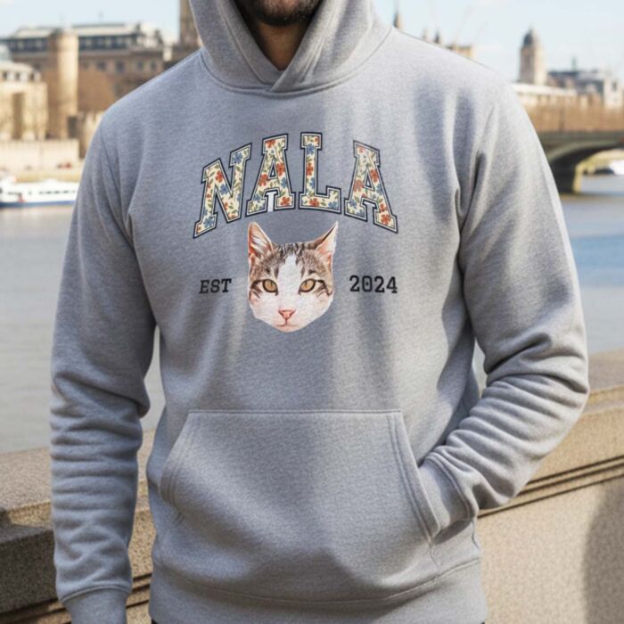 Sweat à capuche personnalisé avec photo d'animal, prénom et année – Style Université