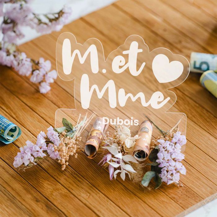 Support acrylique personnalisable Mr. & Mrs. pour offrir de l’argent
