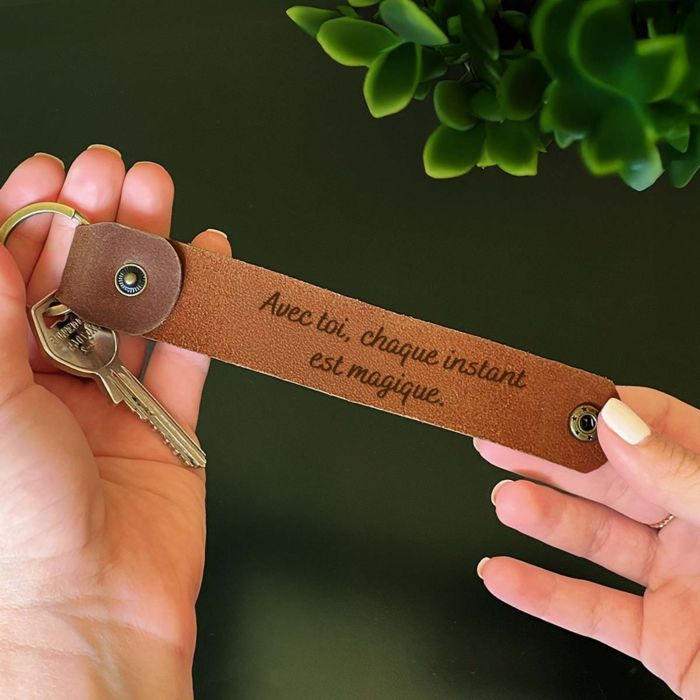 Porte-clé personnalisé avec message caché