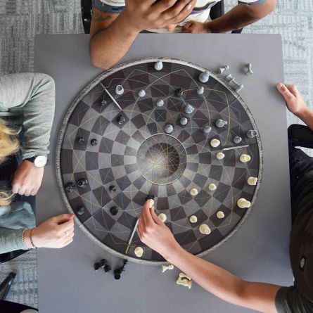 Échecs pour trois