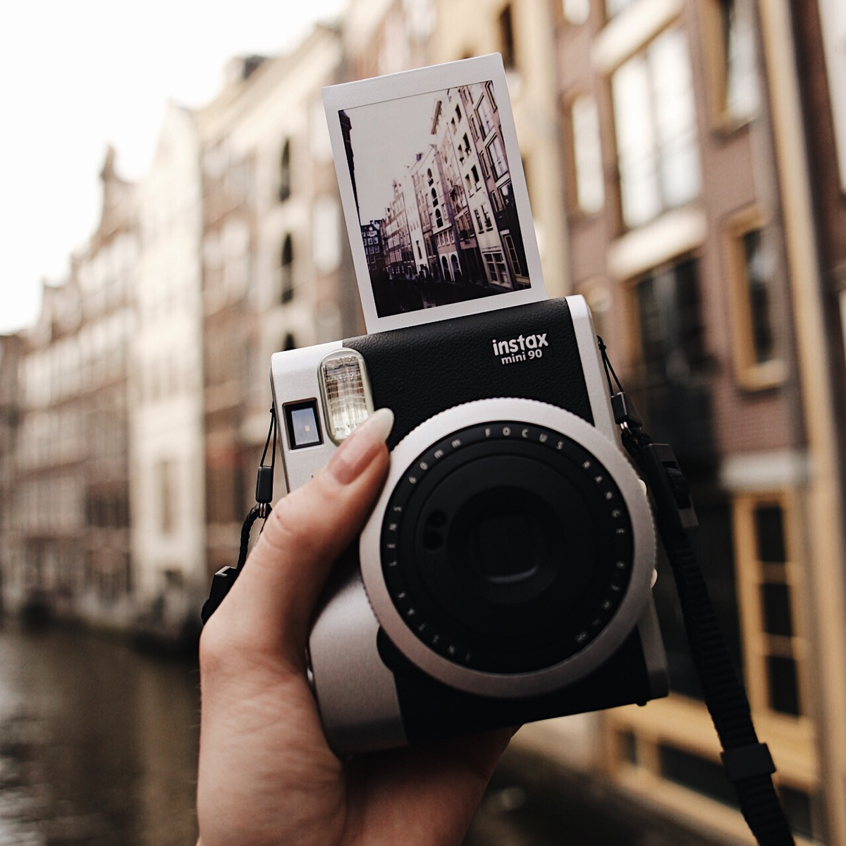 Appareils Photo Instantane Fuji Instax Mini 90 Neo Classic
