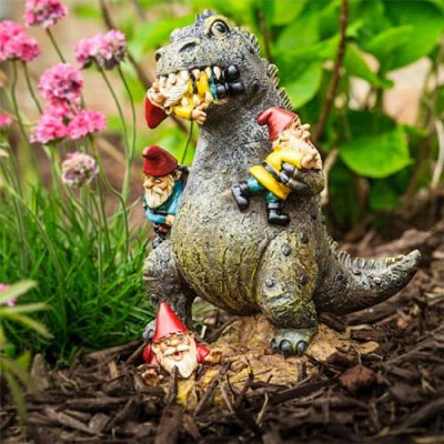Cadeau d'Halloween - Le grand massacre de nains de jardin
