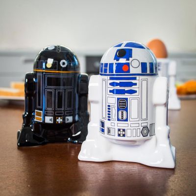 Salière et poivrière Star Wars - R2D2 et R2Q5 Salière et poivrière Star Wars - R2D2 et R2Q5